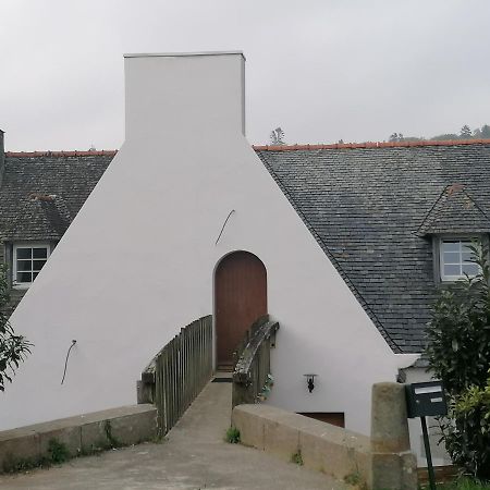 Moulin De Brezal Et Etang A 20 Minute De La Mer Plounéventer Kültér fotó