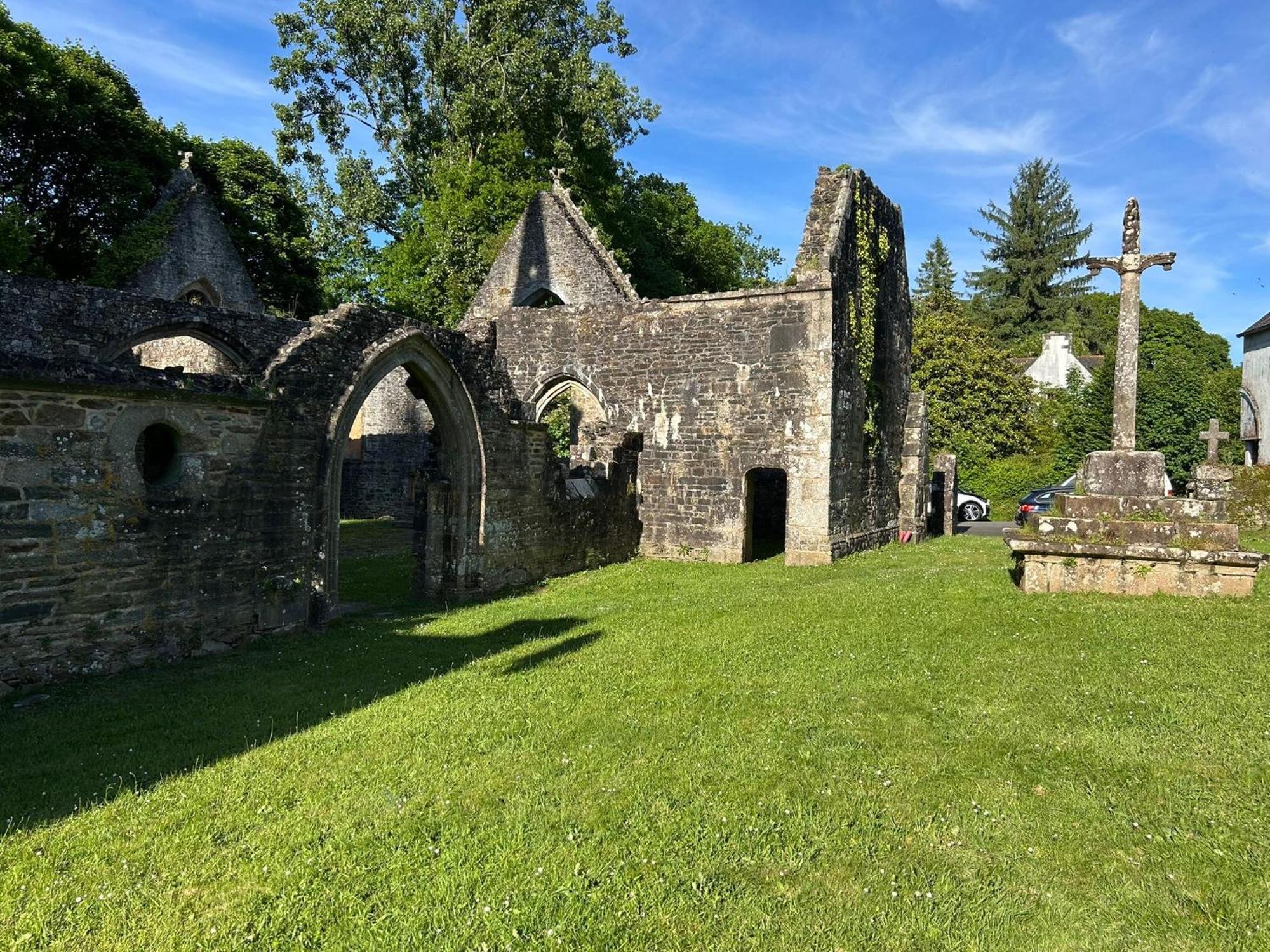 Moulin De Brezal Et Etang A 20 Minute De La Mer Plounéventer Kültér fotó